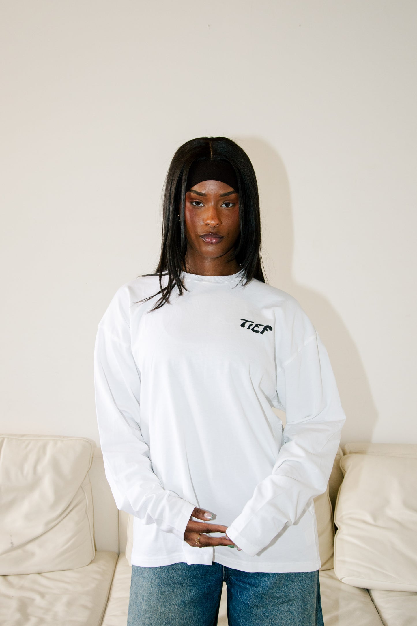 The Longsleeve - “Steden schuilen niet wanneer het regent.”